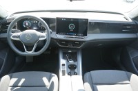 VW Passat Variant 1.5 eTSI DSG