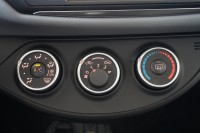 Toyota Yaris 1.3 Basis