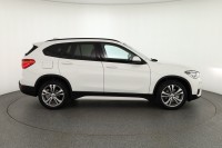 BMW X1 sDrive 18i Sport Line