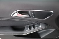 Mercedes-Benz GLA 180 7G-DCT Urban