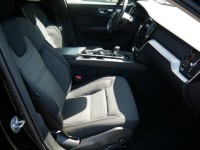 Volvo V60 Kombi 2.0 M-Hybrid Core