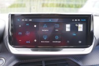 Peugeot 2008 1.2 Hybrid 145 Aut.