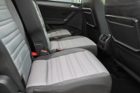 VW Touran 1.5 16V TSI Highline R-Line