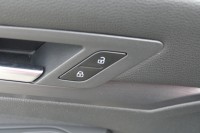 VW Golf VIII Variant Style