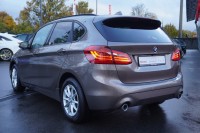 BMW 220 i Advantage