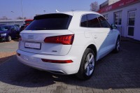 Audi Q5 2.0 TDI quattro