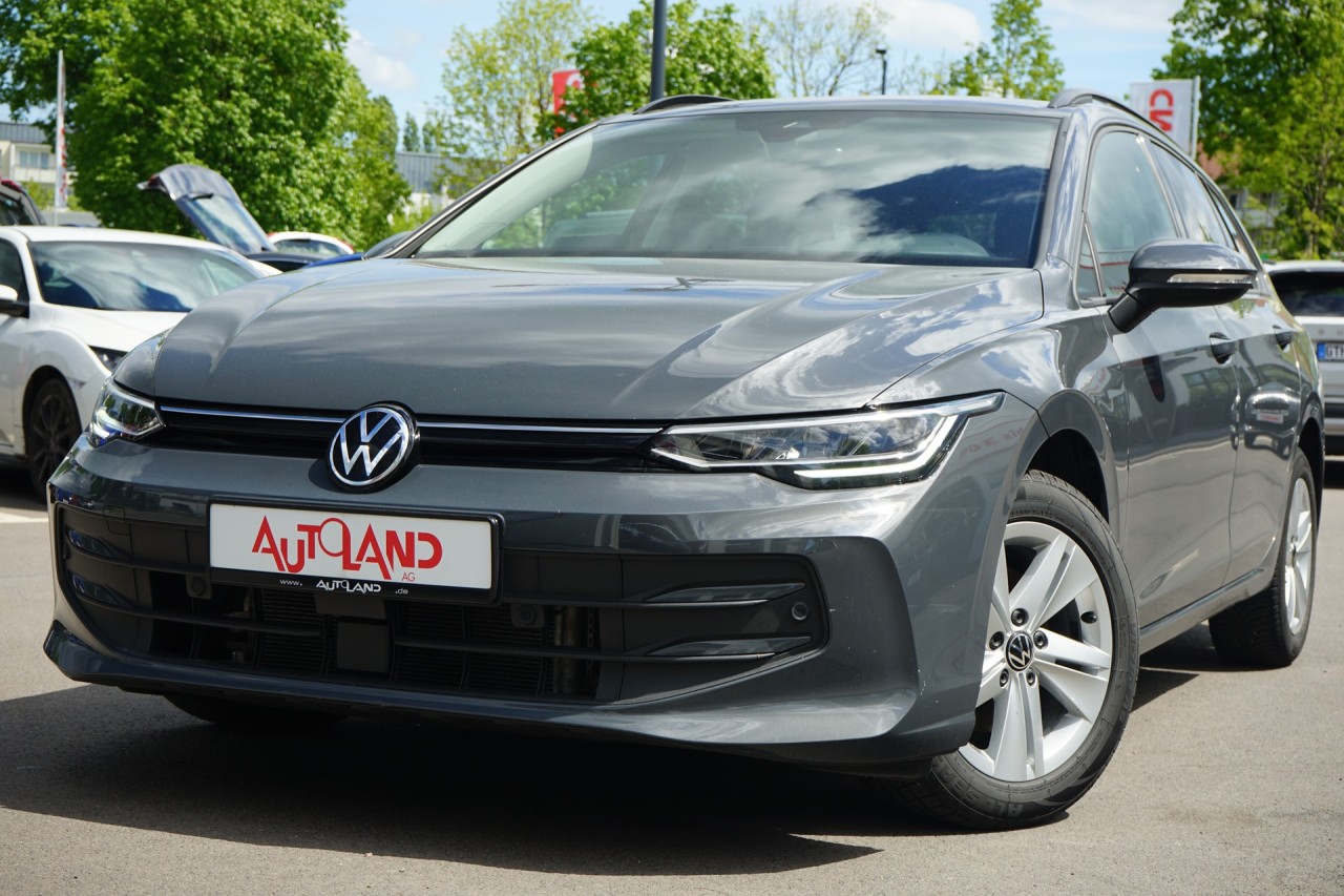 VW Golf VIII Variant 1.5 TSI Life