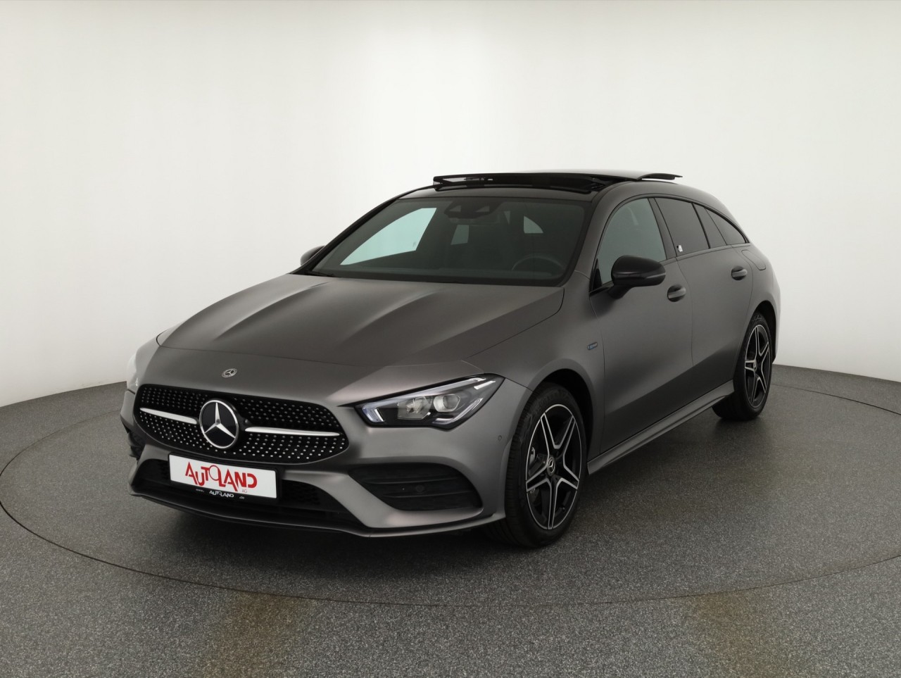 Mercedes-Benz Shooting Brake CLA 250 e AMG Line