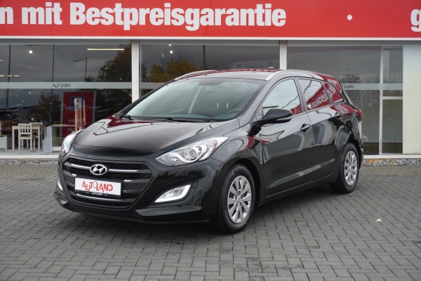 Hyundai i30 Kombi 1.4 Trend blue