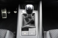 VW Golf VIII 1.5 TSI
