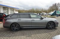 VW Passat Variant R-Line BlackStyle 2.0 TSI 4M DSG
