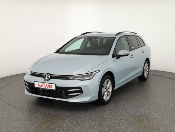 VW Golf VIII Variant 1.5eTSI DSG