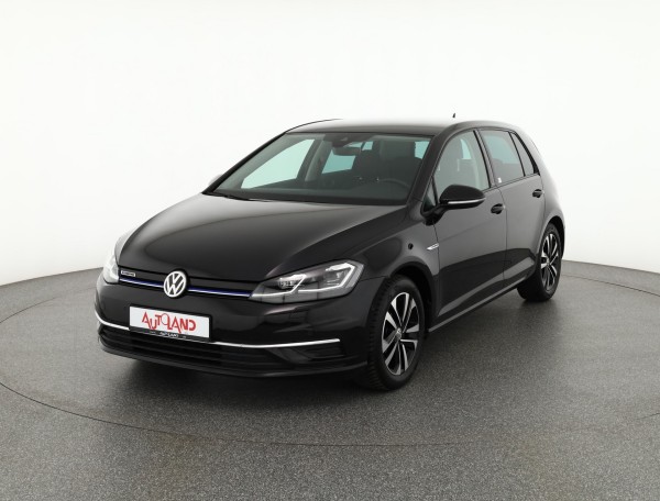 VW Golf VII 1.5 TSI DSG IQ.DRIVE