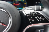 Mercedes-Benz E 200 E220d T Avantgarde