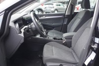 VW Golf VIII Variant 1.0 Life