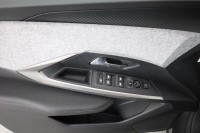 Peugeot 3008 1.2 Hybrid 145 Aut.