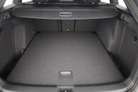 VW Golf VIII Variant 1.5 eTSI R-Line DSG