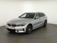 BMW 3er Reihe 330e xDrive Touring Luxury 3-Zonen-Klima Navi Sitzheizung