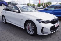 BMW 330 e M-Sport Touring PHEV