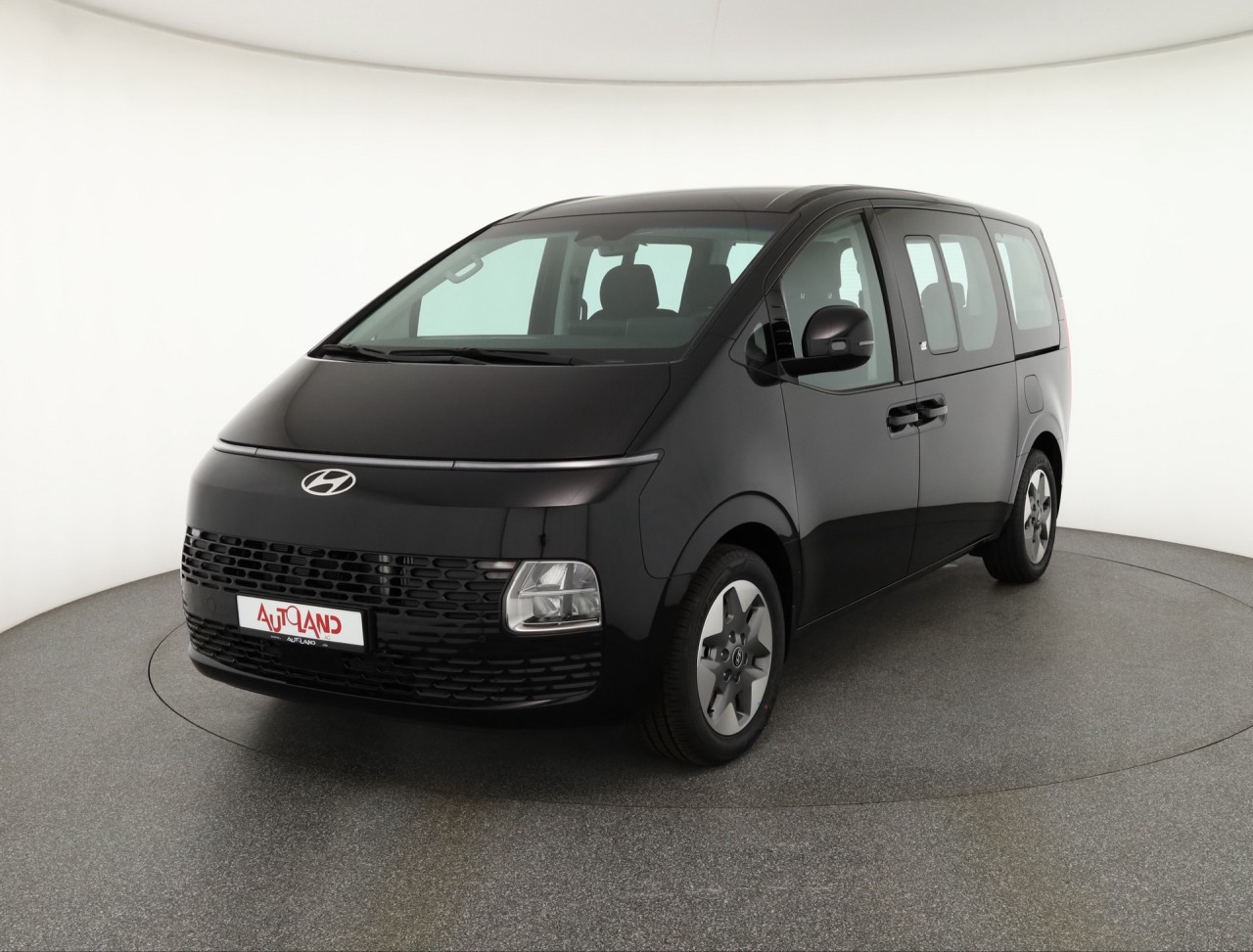 Hyundai Staria 1.6 T-GDI HEV Aut.