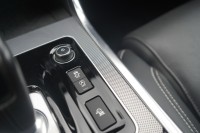 Jaguar XE D180 R-Dynamic HSE