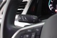 VW T7 Multivan 2.0 TSI DSG Style lang