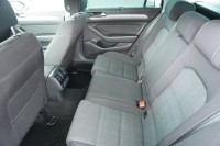VW Passat Variant 2.0 TDI R-Line