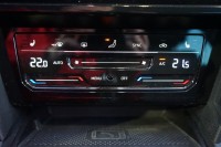 VW Passat Variant 2.0 TSI DSG R-Line