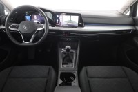 VW Golf VIII Variant 1.0 TSI Life