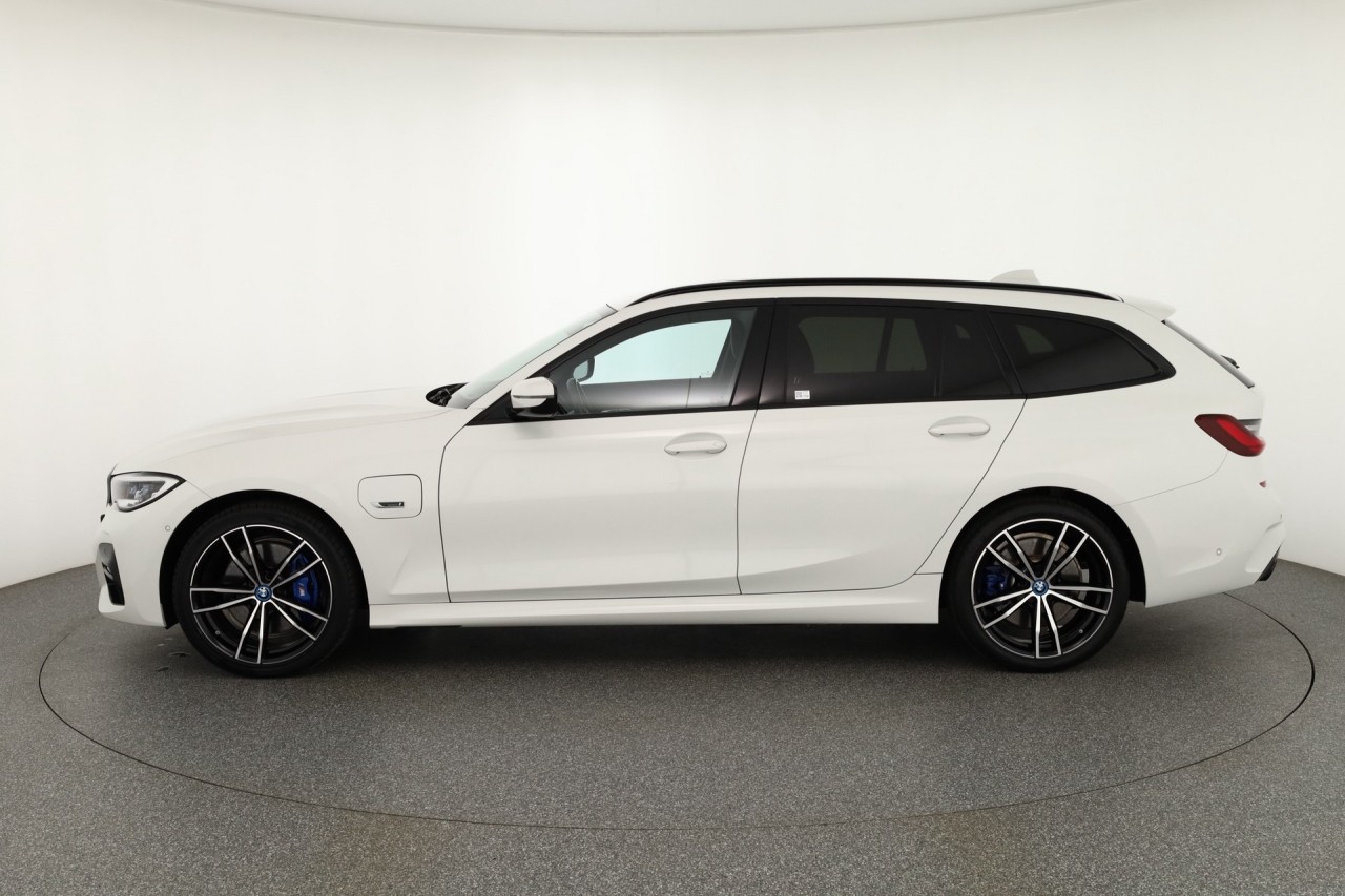 BMW 320 e Touring M Sport