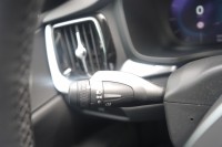 Volvo V60 Kombi 2.0 M-Hybrid Plus Dark