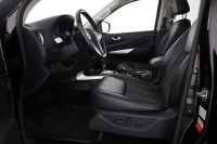 Nissan Navara NP300 2.3 dCi 4x4 Double Cab