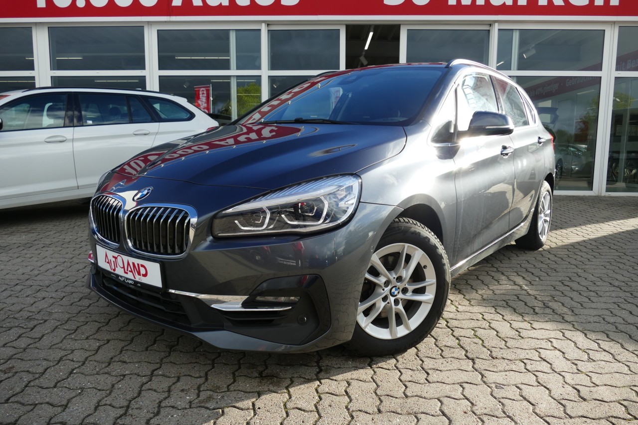 BMW 218 i Luxury Line Aut.