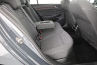 VW Golf VIII Variant 1.5 eTSI DSG Life