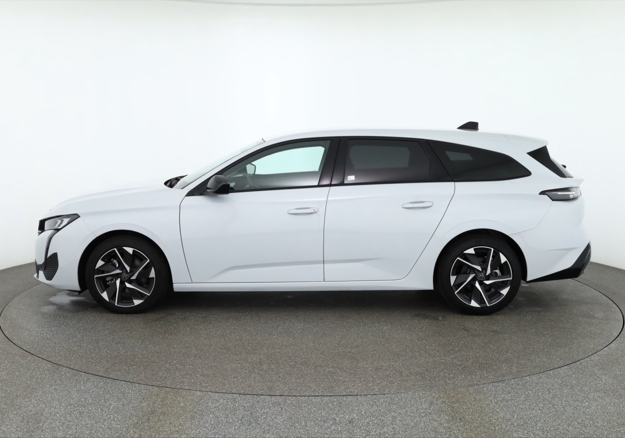 Peugeot 308 SW 1.2 Hybrid 145 Aut.