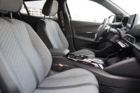 Peugeot 2008 1.2 Hybrid 136 Allure