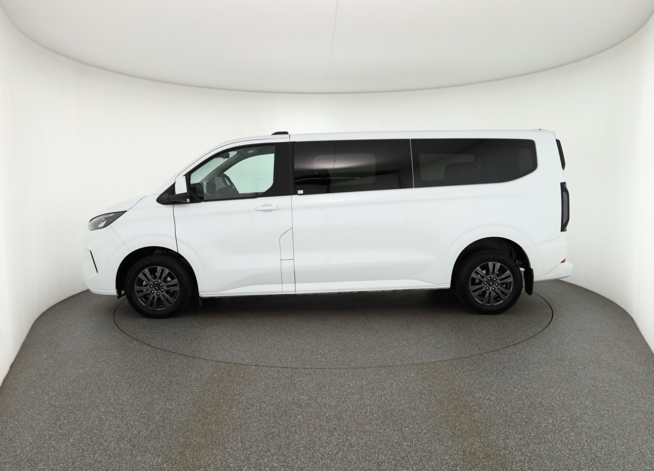 Ford Tourneo Custom 2.0 Titanium Aut. L2