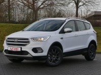 Ford Kuga 2.0 TDCi Cool&Connect 4x4 2-Zonen-Klima Navi Sitzheizung
