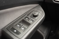 VW Golf VIII 1.5 16V TSI R-Line