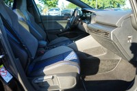 VW Golf VIII Variant 2.0 R 4Motion SHZ