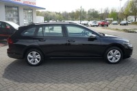 VW Golf VIII Variant 2.0 TDI Life