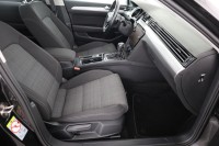 VW Passat Variant 1.5 TSI DSG Business