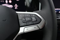 VW Golf VIII Variant 1.5 TSI DSG