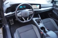 VW Golf VIII Variant 1.0 Active