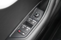 Audi A4 Avant 40 2.0 TFSI S line