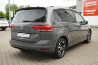VW Touran 1.5 TSI DSG IQ.DRIVE