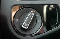 VW Golf 1.5 TSI Highline R-Line