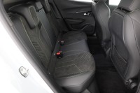 Peugeot 2008 GT Hybrid 145 Aut.