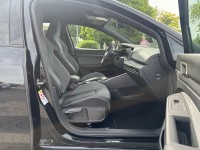 VW Golf VIII Variant 2.0 TSI R-Line