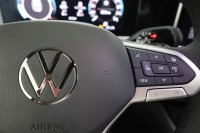 VW Passat Variant R-Line 2.0 TSI DSG